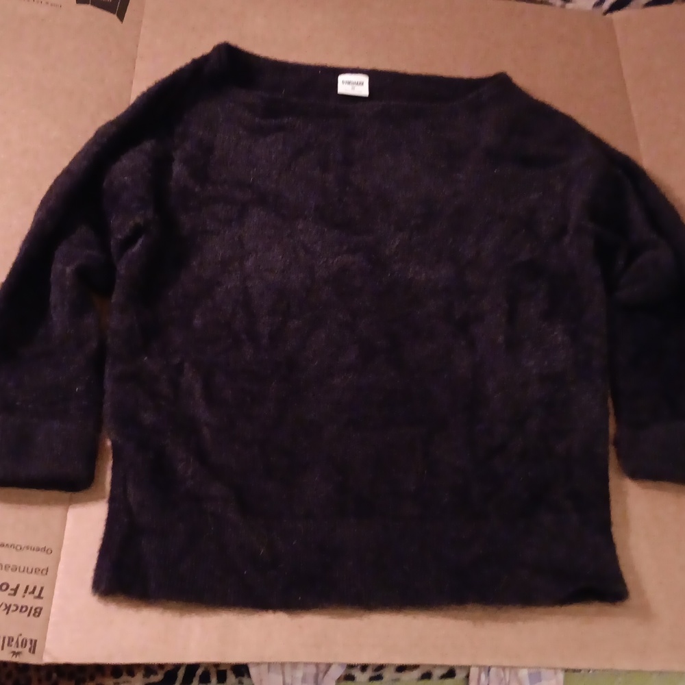 Women's Gymshark fuzzy shirt size M